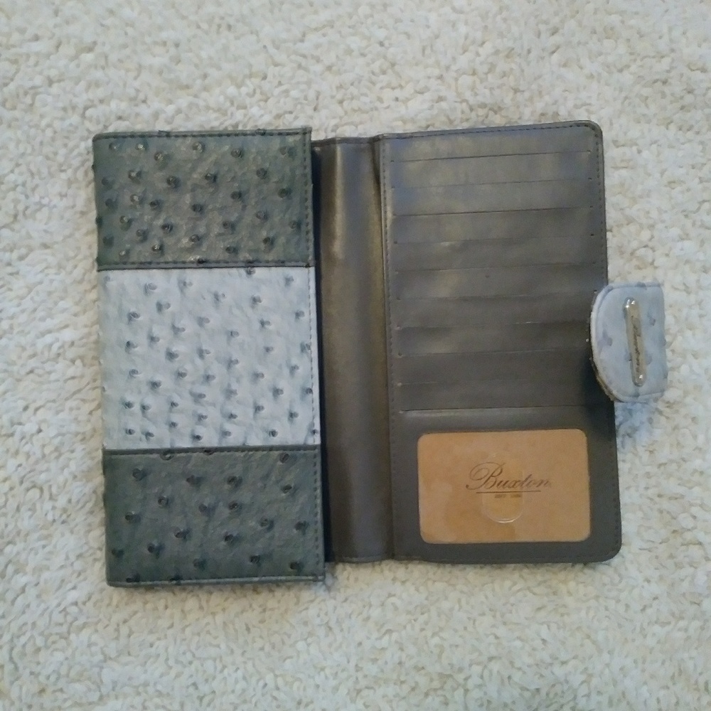 Buxton Wallet - Picture 2 of 8